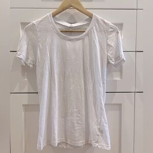 Monrow Classic T-shirt - Size Small